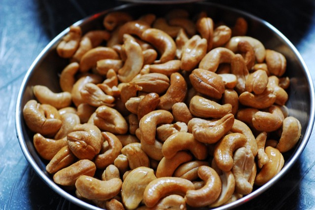 cashew nuts.jpg